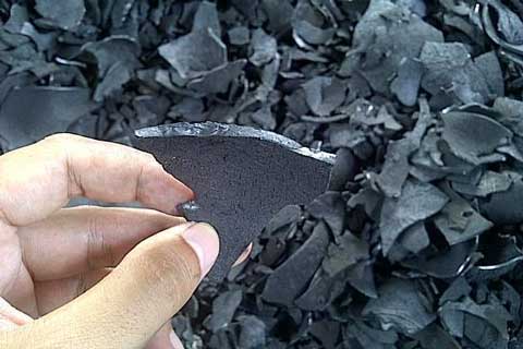 making charcoal from coconut shell